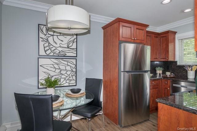 Foto del edificio - 45 Golden Ave