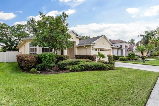 Building Photo - 19338 Paddock View Dr