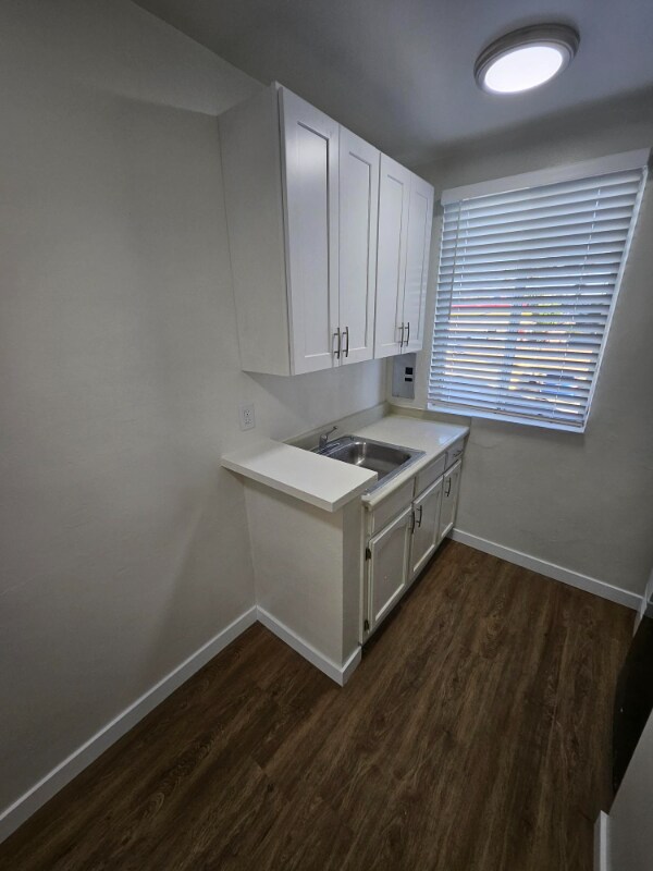 14926 Hawthorne Blvd Unit 123, Lawndale, CA 90260 Room for Rent in