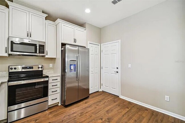 Building Photo - 2461 Stapleford Pl
