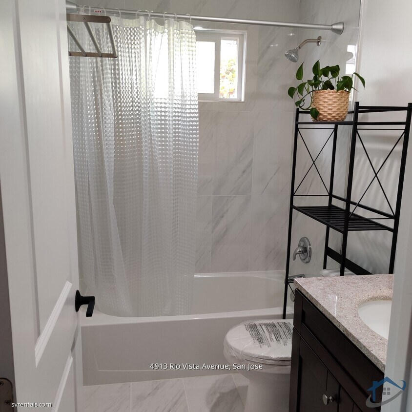 Foto del edificio - 4913 Rio Vista Ave