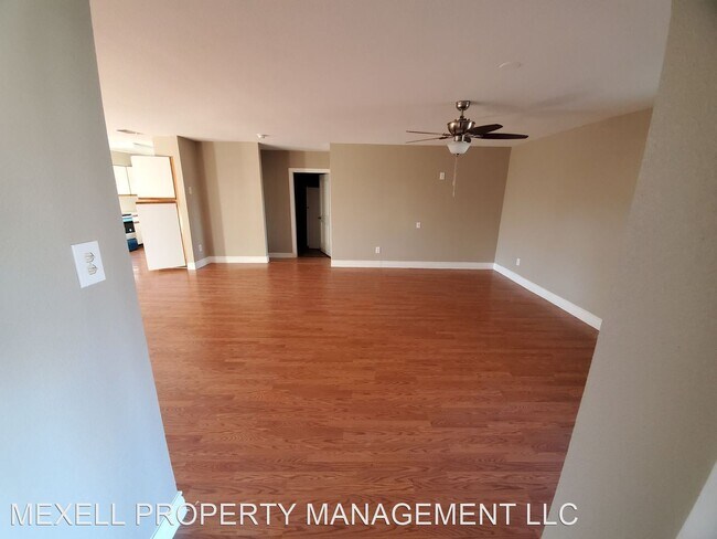 Building Photo - 4 br, 2 bath House - 2202 ROYAL OAK DR