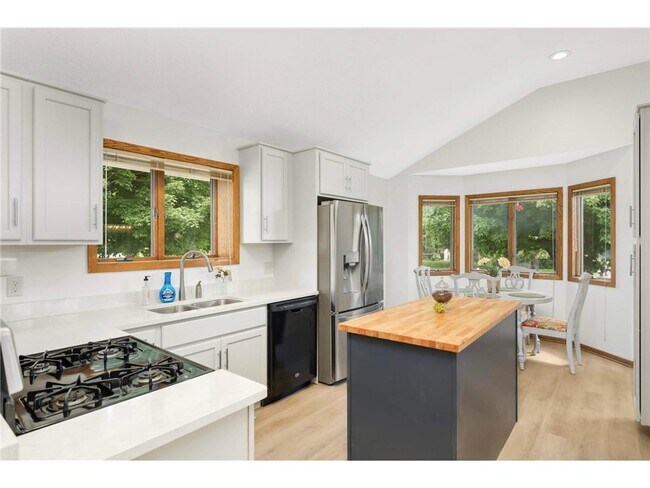 Foto del edificio - 12785 49th Ave N