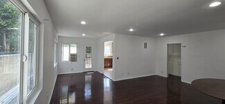 Building Photo - 361 N Hayworth Ave
