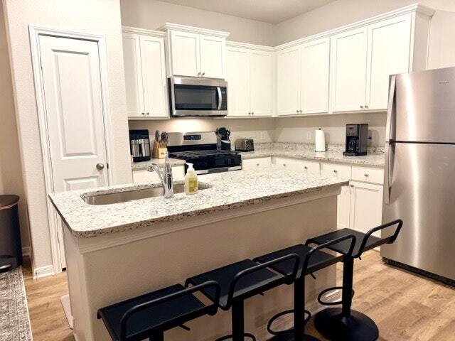 Foto del edificio - 429 Sunny Highlands Dr