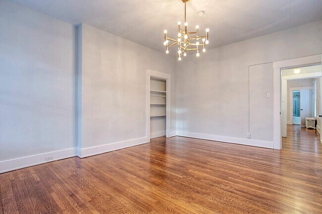 Building Photo - 524 Garrard St