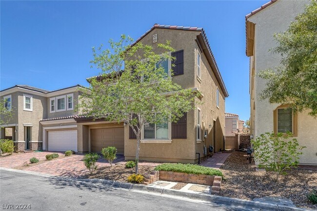 Foto del edificio - 5120 Fiery Sky Ridge St