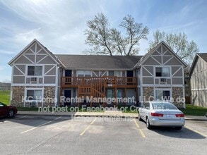 Building Photo - 551 N Somerset Terrace