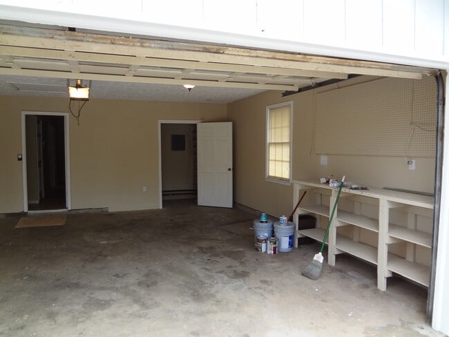 Building Photo - 125 Buckeye Ln