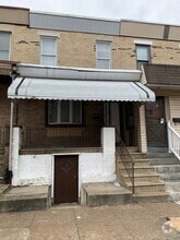 Building Photo - 6108 Reedland St