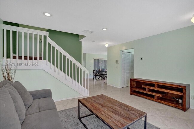 Foto del edificio - 1726 SW 110th Terrace