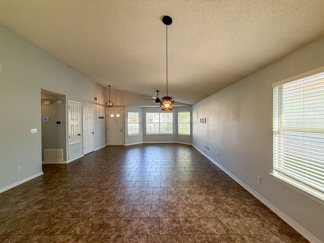 Building Photo - 4118 Spinnaker Pl