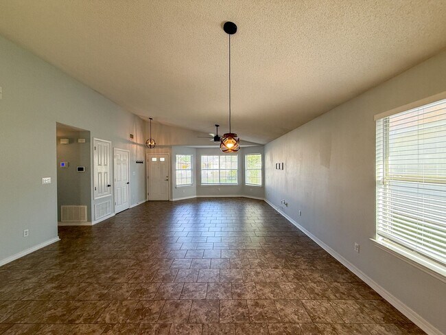 Foto del edificio - 4118 Spinnaker Pl