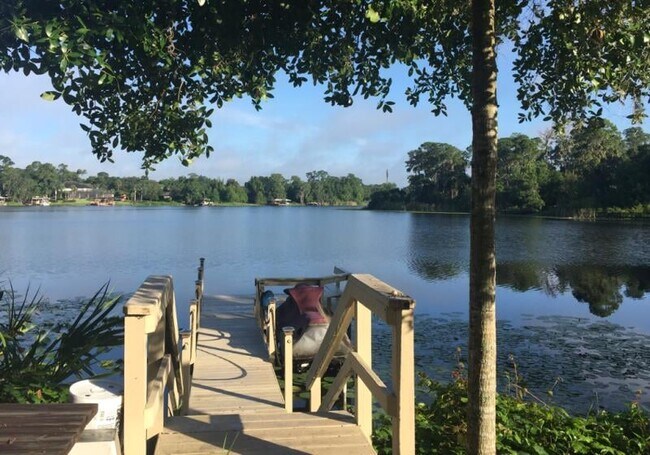 Building Photo - 4520 N Landmark Dr