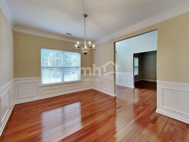 Foto del edificio - 1380 Grey Rock Way