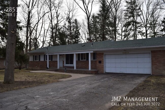 Foto del edificio - 28519 Green Willow Rd