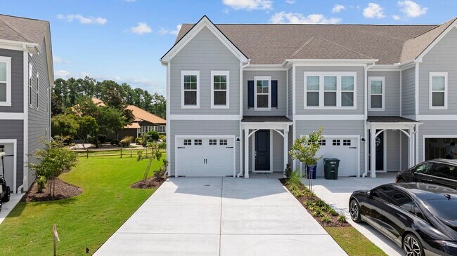 Building Photo - 5115 Double Eagle Wy
