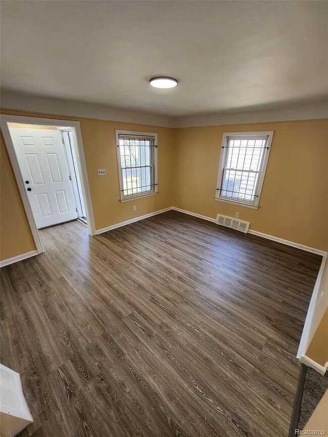 Foto del edificio - 19948 Moenart St