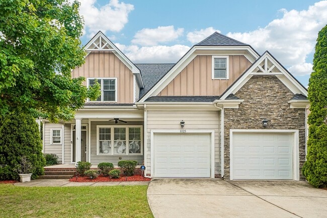Building Photo - 1025 Princeton View Ln