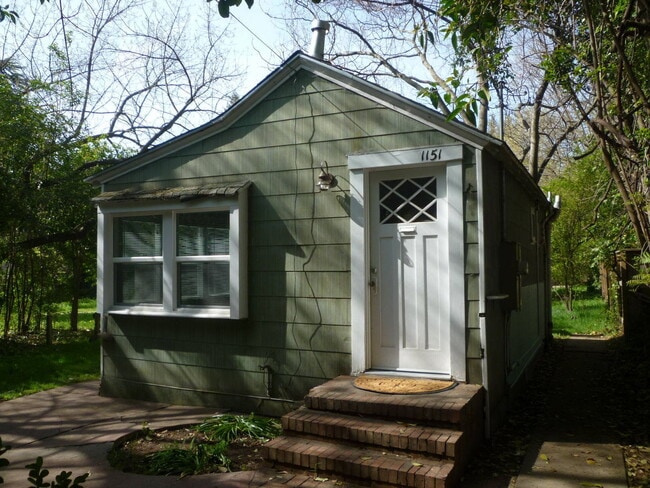 Building Photo - 1151 Arcadian Ave