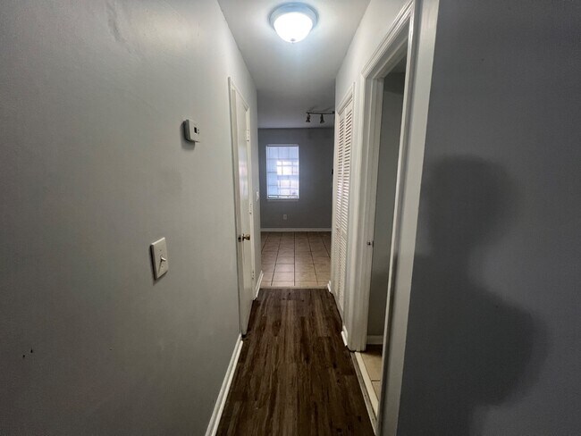 Foto del edificio - 111 Timber Ln