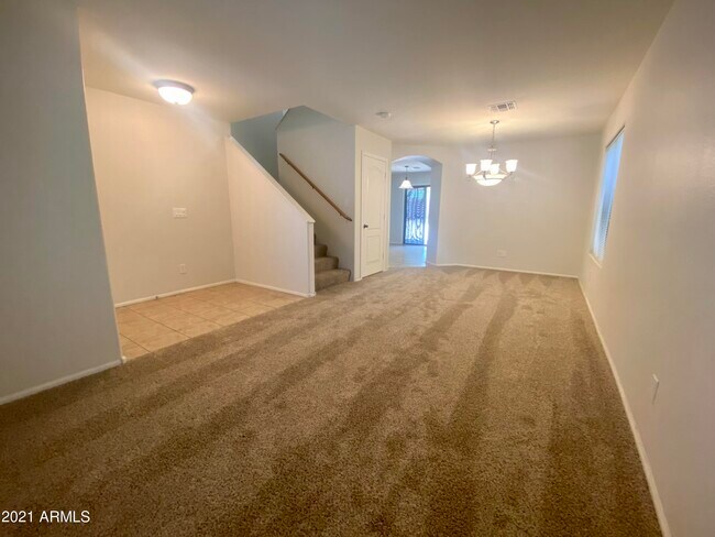 Foto del edificio - 2411 W Via Dona Rd