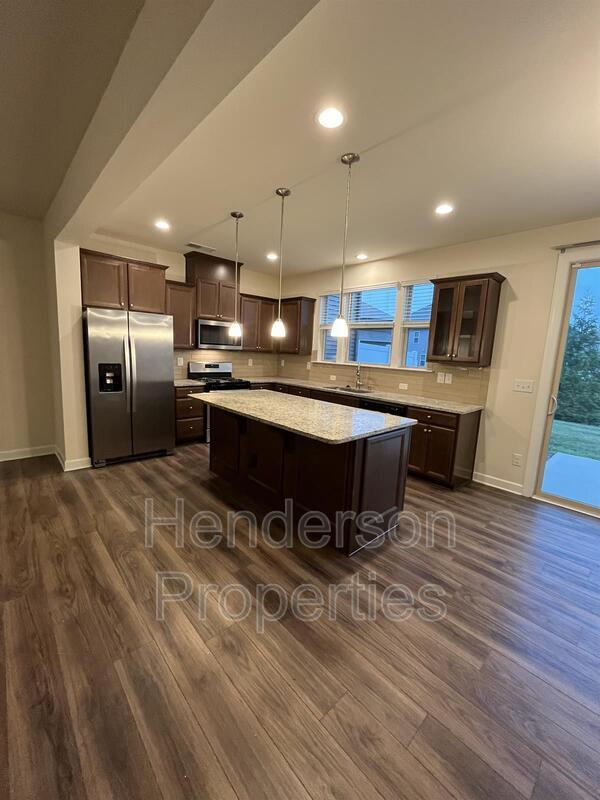 Foto del edificio - 9254 Glenburn Ln