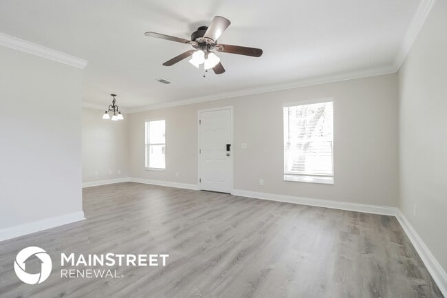 Foto del edificio - 505 E Palmetto Ave