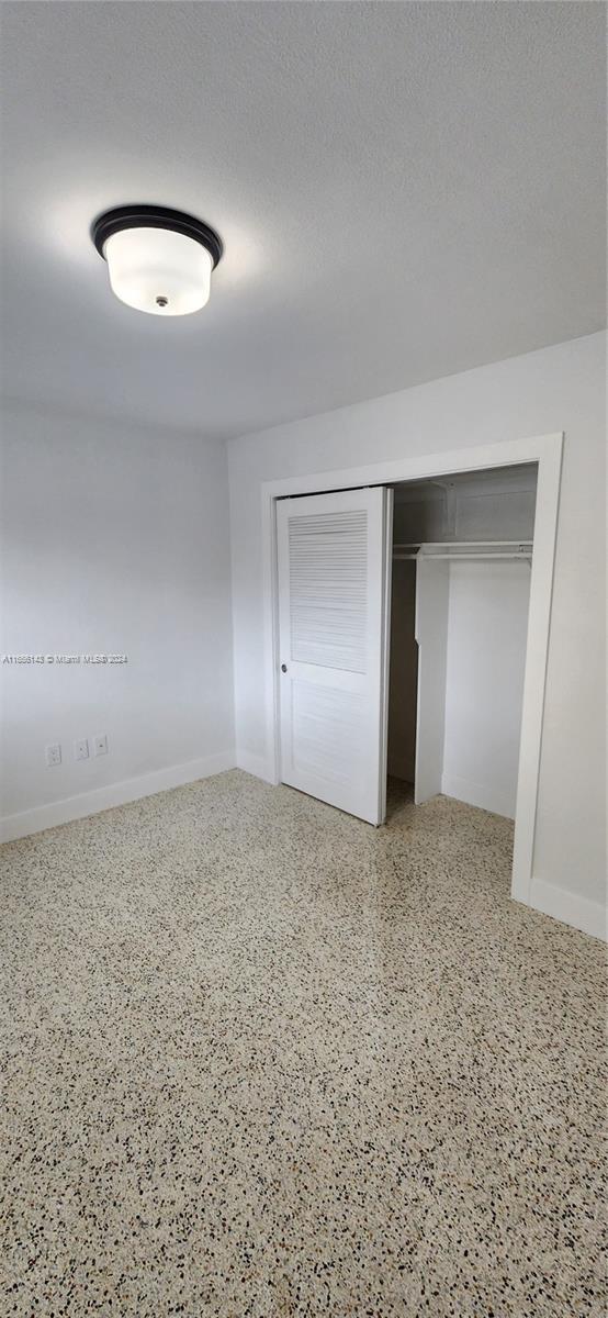 Foto del edificio - 334 NW 57th Ave