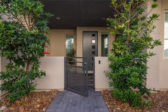 Building Photo - 11272 Gravitation Dr