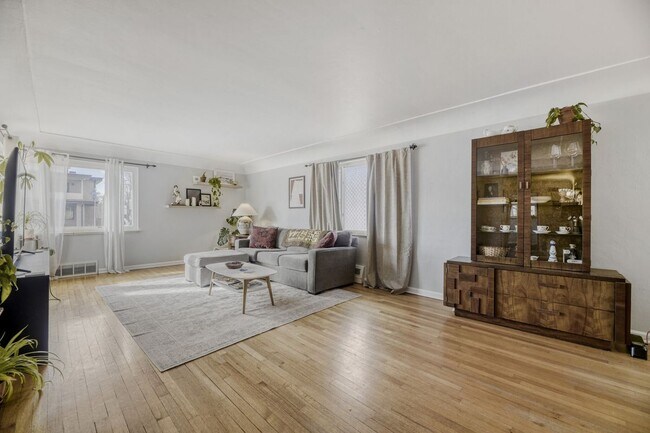 Foto del edificio - 2160 Osceola St