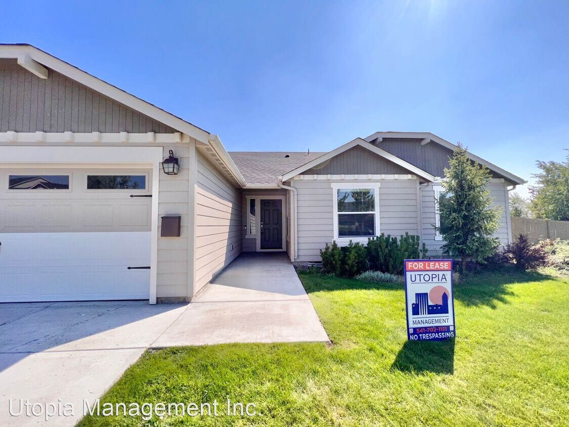Primary Photo - 3 br, 2 bath House - 4832 SW Volcano Avenue