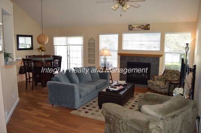 Foto del edificio - 12664 E Harvard Cir