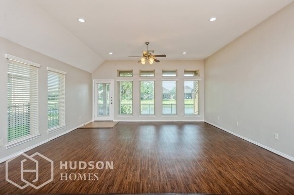 Building Photo - NOW AVAILABLE! 26311 Serenity Oaks Dr, Ric...