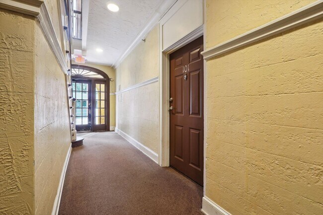 Foto del edificio - 2855 Peachtree Rd NE