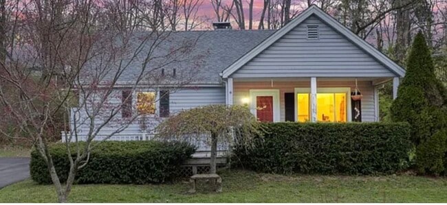 Building Photo - 7734 Forest Rd