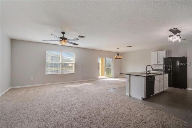 Building Photo - 4838 San Palermo Dr