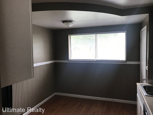 Building Photo - 3 br, 1 bath House - 805 Northmoor Dr.