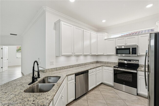 Foto del edificio - 1751 Alameda Dr