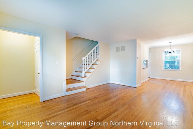 Foto del edificio - 2 br, 2 bath House - 3449 STAFFORD ST., S....