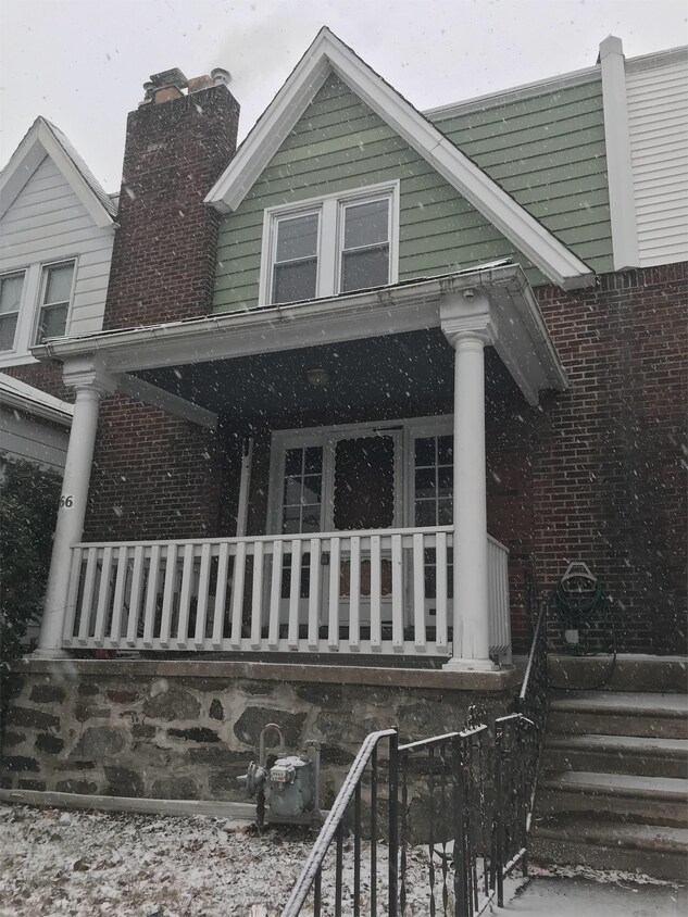 Foto del edificio - 66 Clifton Ave