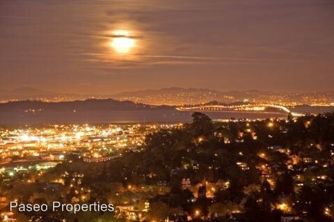 Building Photo - 5 br, 3.5 bath House - 368 Clorinda Ave