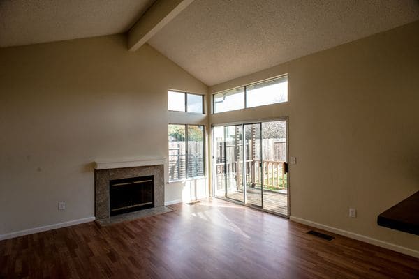 Building Photo - 4899 Birkdale Cir