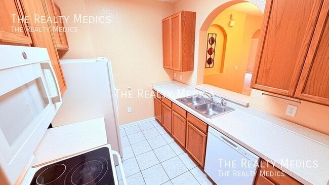 Building Photo - 6265 Contessa Dr
