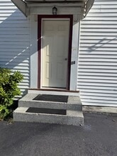 Building Photo - 14 Groton St