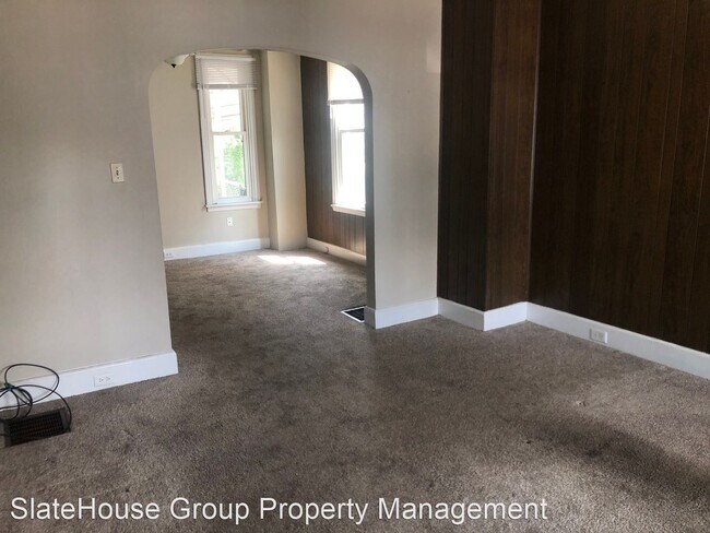 Building Photo - 3 br, 1.5 bath House - 222 S 5th St