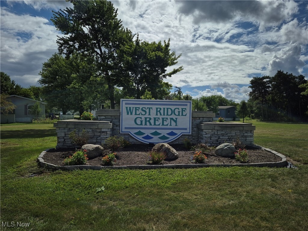 120 Kenny Brook Ln Elyria, OH 44035 – photo 2