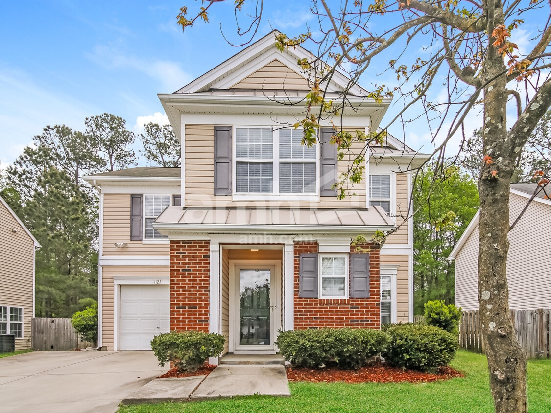 Foto principal - 1125 Rutledge Landing Dr