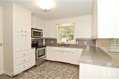 Foto del edificio - 3 br, 2 bath House - 1615 S Live Oak Pkwy