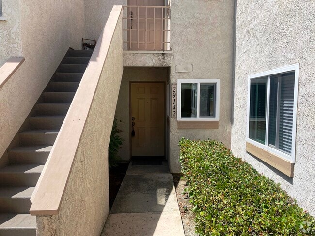 Building Photo - 29142 Via Cerrito